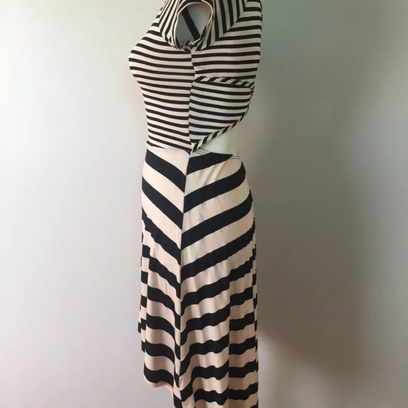 MATERIAL GIRL STRIPE HIGH-LOW CASUAL DRESS SM - Picture 2 of 9